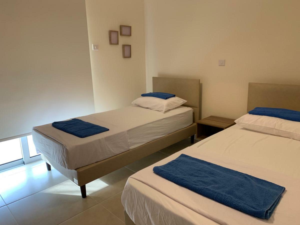 Mythical Sands New Luxury Apartment Paralimni Exterior foto